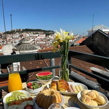 Homestay Com Wc Privativo E Varanda No Chiado